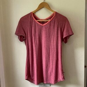 Toad and Co bundle v-neck “swiftly vent T” short sleeved shirts size M